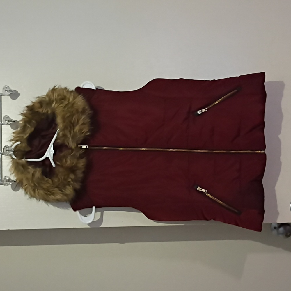 Love Tree Burgundy Vest with Faux Fur Hood